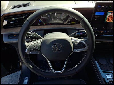 2027 Volkswagen Atlas SE w/Technology