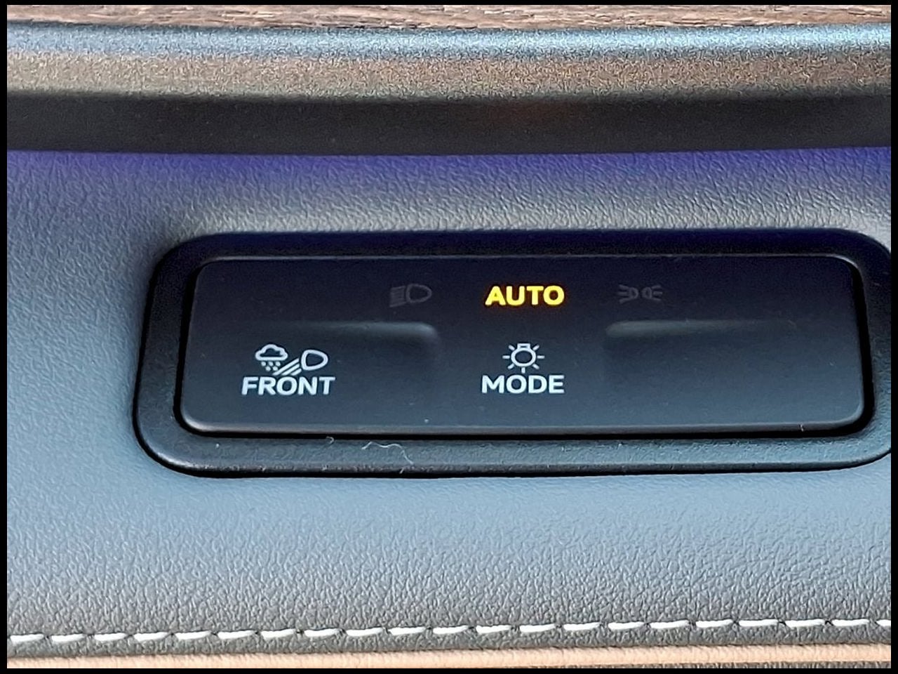 2027 Volkswagen Atlas SE w/Technology