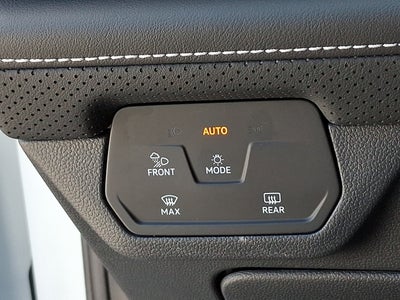 2026 Volkswagen Atlas Cross Sport SE w/Technology