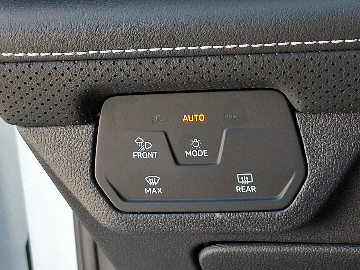 2026 Volkswagen Atlas Cross Sport SE w/Technology