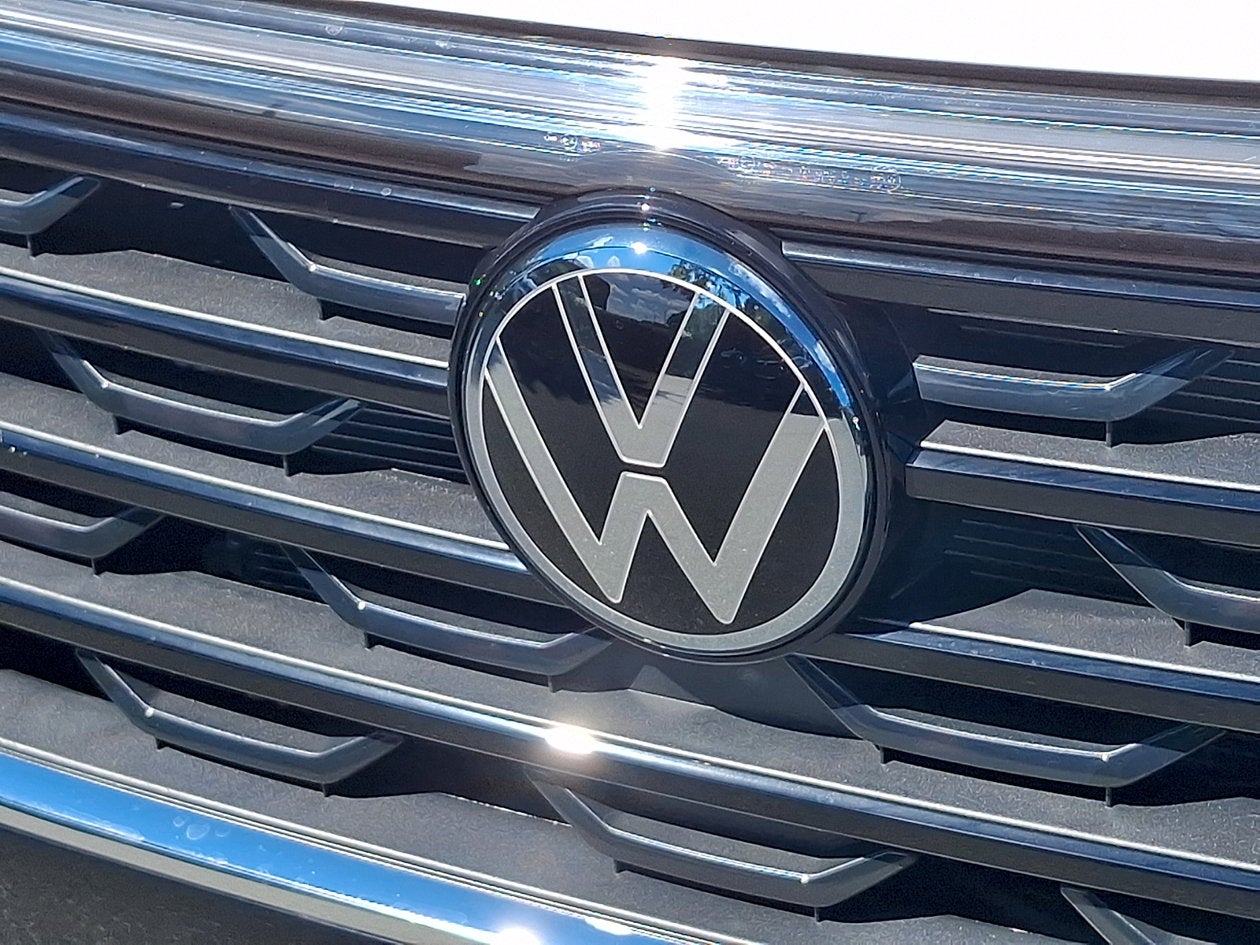 2026 Volkswagen Atlas Cross Sport SE w/Technology