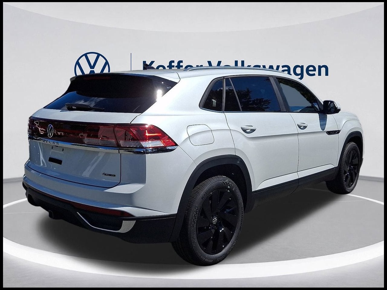 2026 Volkswagen Atlas Cross Sport SE w/Technology