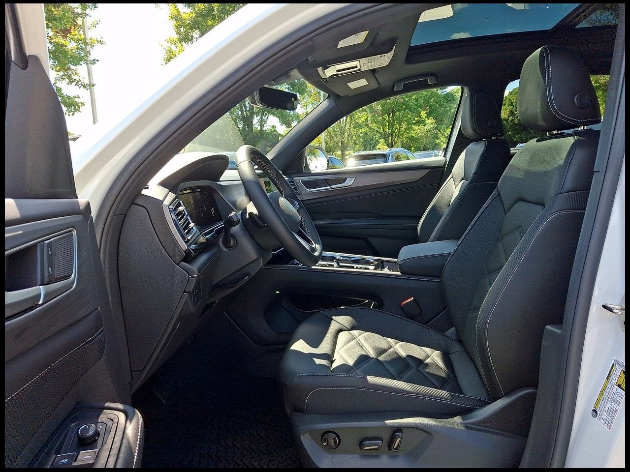 2026 Volkswagen Atlas Cross Sport SE w/Technology