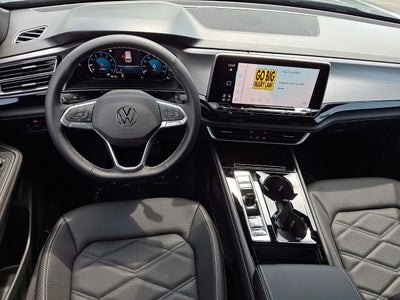2026 Volkswagen Atlas Cross Sport 2.0T SE w/Technology