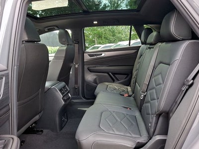 2026 Volkswagen Atlas Cross Sport 2.0T SE w/Technology