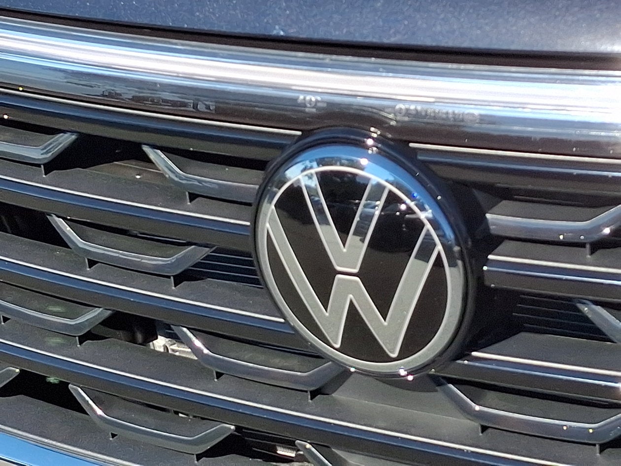 2026 Volkswagen Atlas Cross Sport SE w/Technology