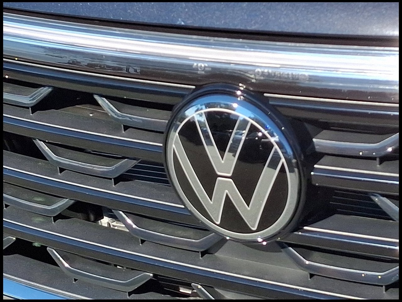 2026 Volkswagen Atlas Cross Sport SE w/Technology