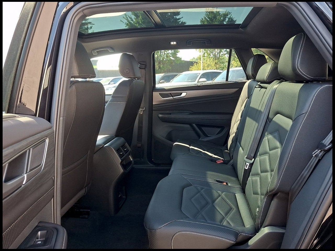 2026 Volkswagen Atlas Cross Sport SE w/Technology