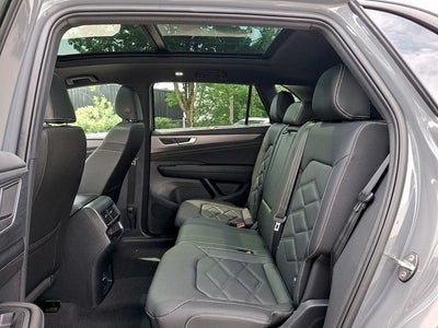 2026 Volkswagen Atlas Cross Sport 2.0T SE w/Technology