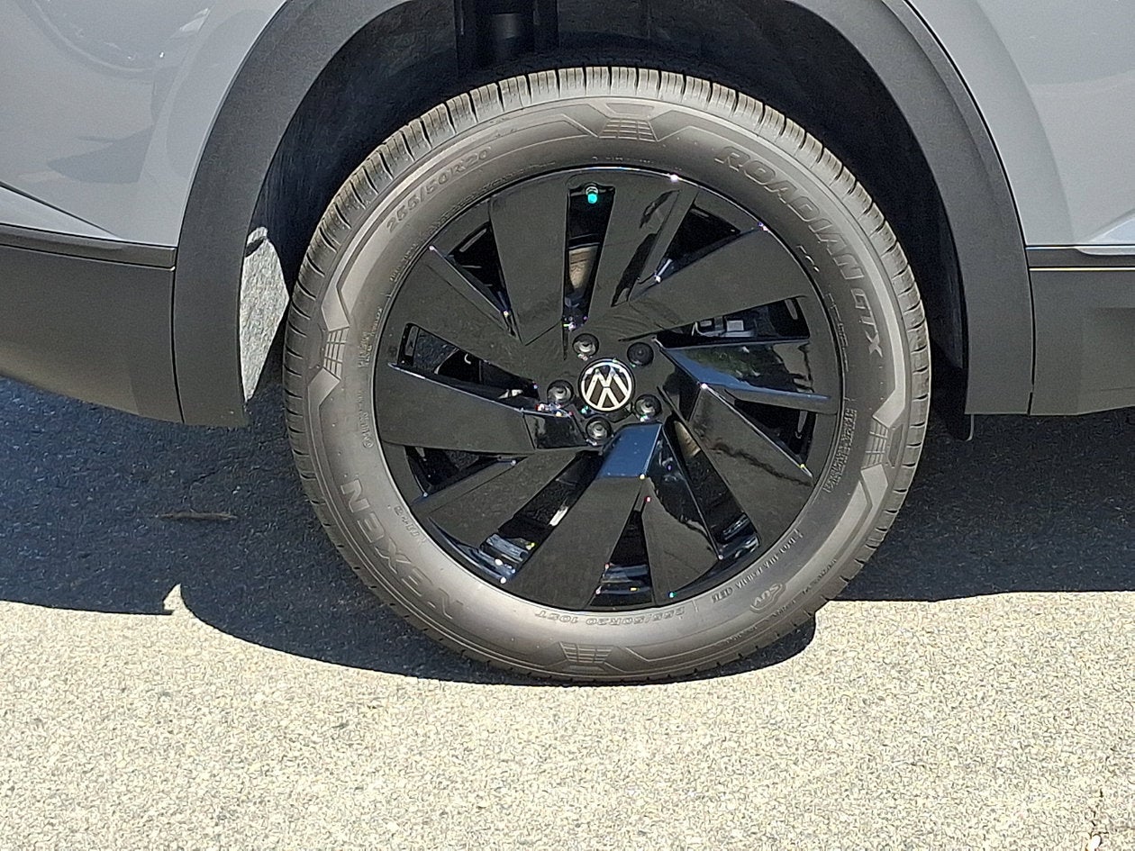 2026 Volkswagen Atlas Cross Sport SE w/Technology