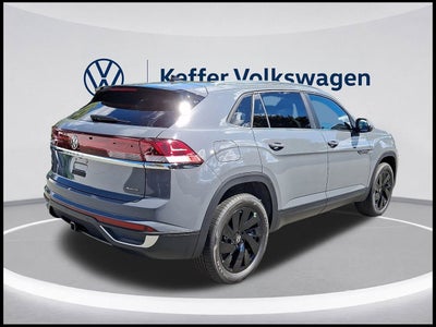 2026 Volkswagen Atlas Cross Sport SE w/Technology