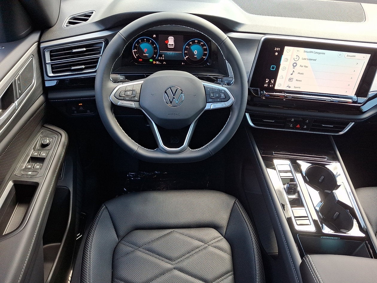 2026 Volkswagen Atlas Cross Sport SE w/Technology
