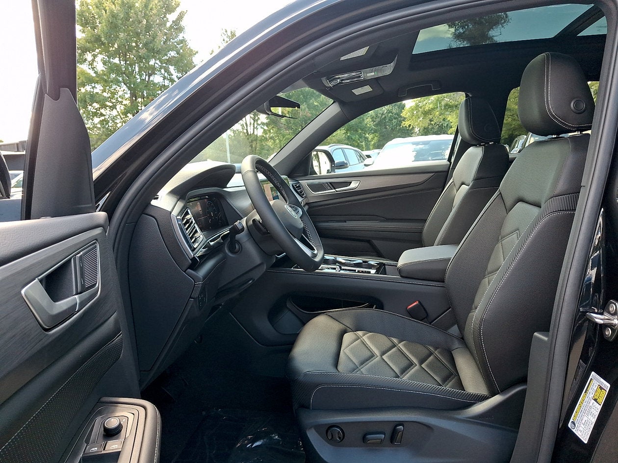 2026 Volkswagen Atlas Cross Sport SE w/Technology