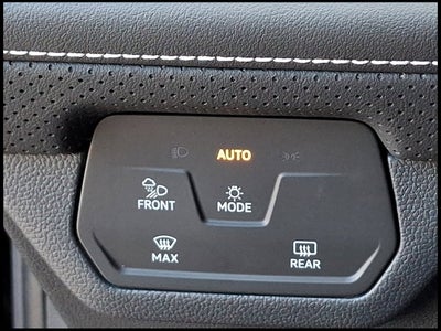 2026 Volkswagen Atlas Cross Sport SE w/Technology
