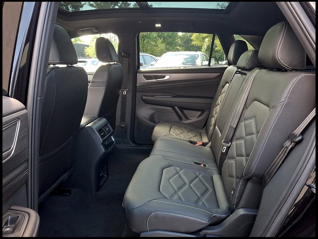 2026 Volkswagen Atlas Cross Sport SE w/Technology