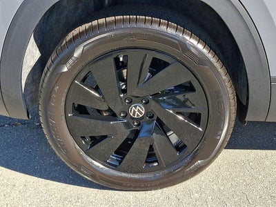 2026 Volkswagen Atlas Cross Sport SE w/Technology