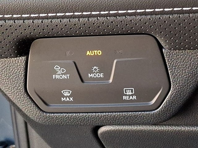 2026 Volkswagen Atlas Cross Sport SE w/Technology