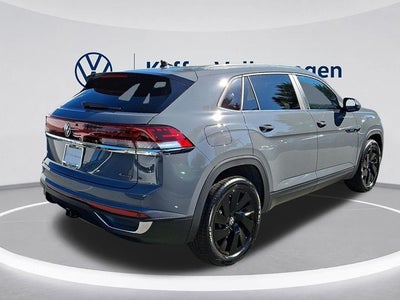 2026 Volkswagen Atlas Cross Sport SE w/Technology
