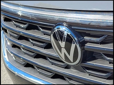 2026 Volkswagen Atlas Cross Sport SE w/Technology