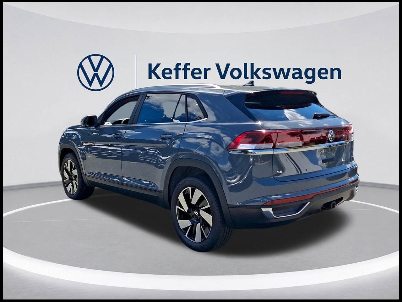 2026 Volkswagen Atlas Cross Sport SE w/Technology