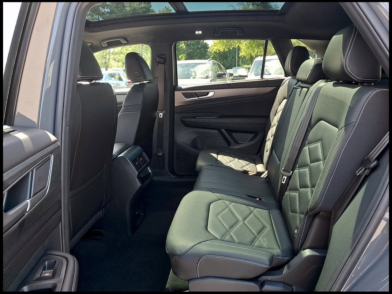 2026 Volkswagen Atlas Cross Sport SE w/Technology