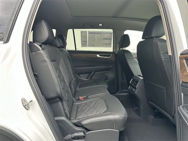 2026 Volkswagen Atlas 2.0T SE w/ Technology