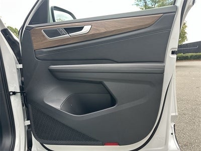 2026 Volkswagen Atlas 2.0T SE w/ Technology