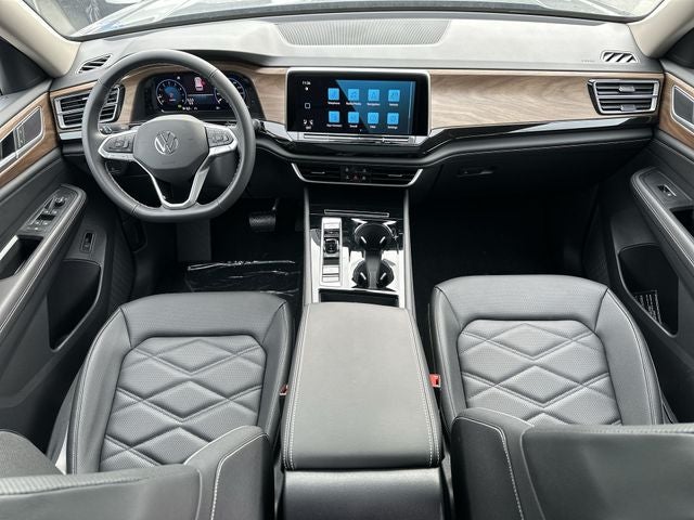 2026 Volkswagen Atlas 2.0T SE w/ Technology