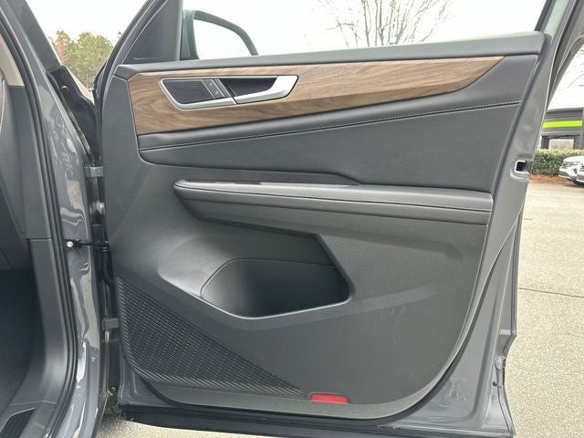 2026 Volkswagen Atlas 2.0T SE w/ Technology