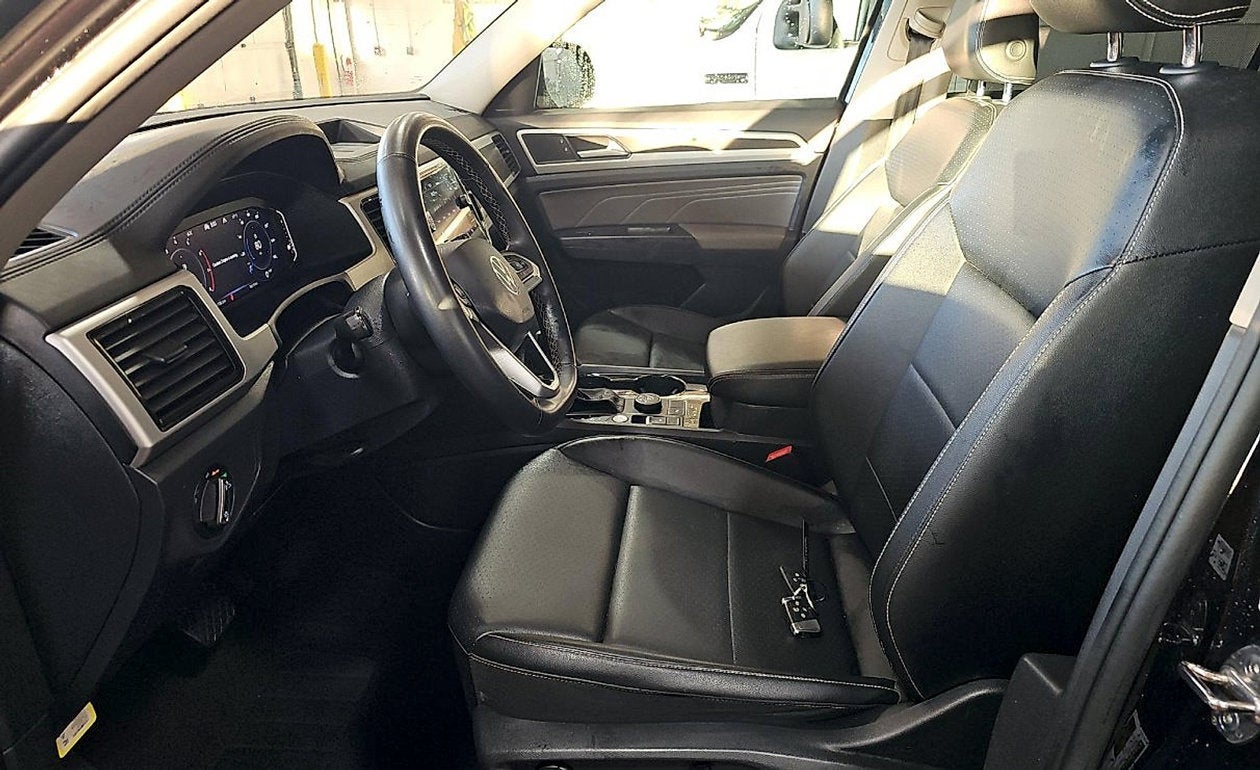 2022 Volkswagen Atlas 3.6L V6 SE w/Technology