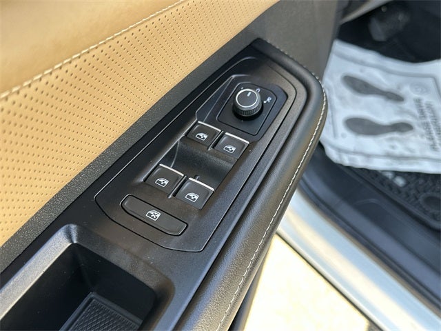 2024 Volkswagen Atlas Cross Sport 2.0T SE