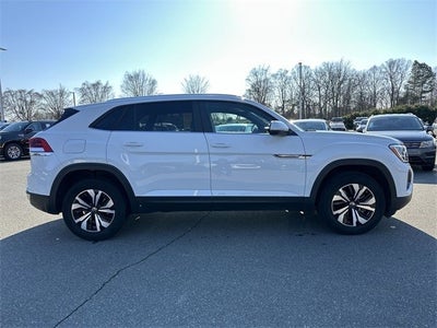 2024 Volkswagen Atlas Cross Sport 2.0T SE