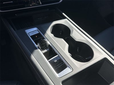 2025 Volkswagen Atlas Cross Sport 2.0T SE