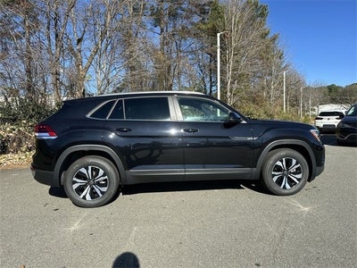 2025 Volkswagen Atlas Cross Sport 2.0T SE