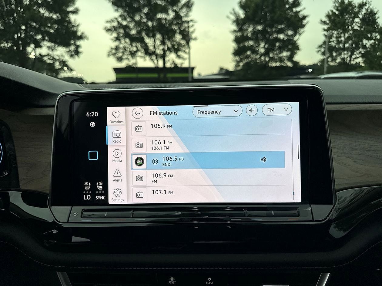 2026 Volkswagen Atlas 2.0T SE