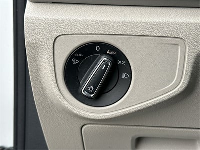 2021 Volkswagen Atlas 3.6L V6 SE w/Technology R-Line