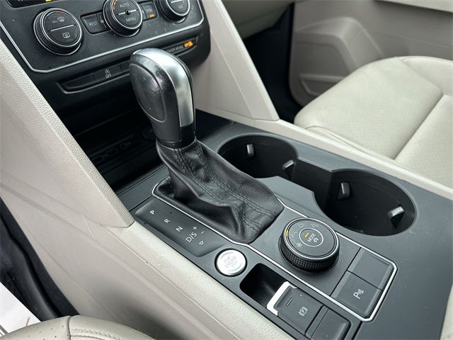 2021 Volkswagen Atlas 3.6L V6 SE w/Technology R-Line