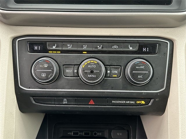 2021 Volkswagen Atlas 3.6L V6 SE w/Technology R-Line