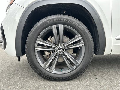 2021 Volkswagen Atlas 3.6L V6 SE w/Technology R-Line