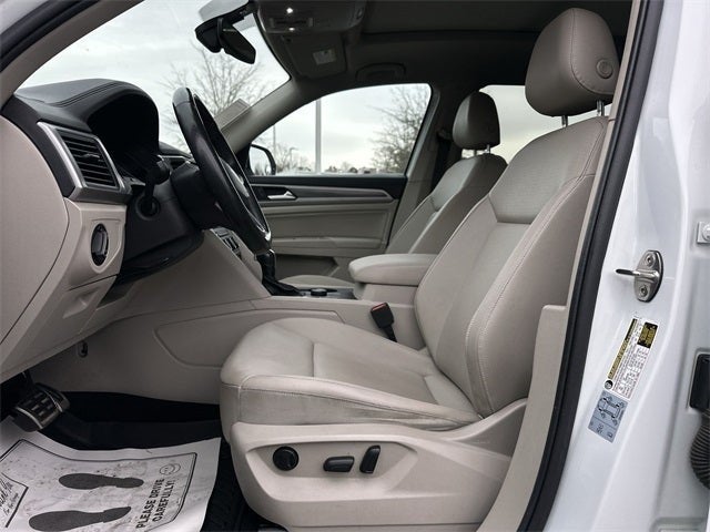 2021 Volkswagen Atlas 3.6L V6 SE w/Technology R-Line