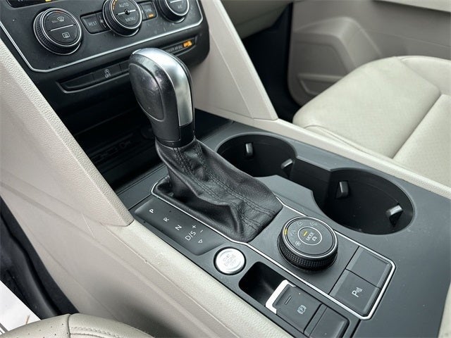 2021 Volkswagen Atlas 3.6L V6 SE w/Technology R-Line