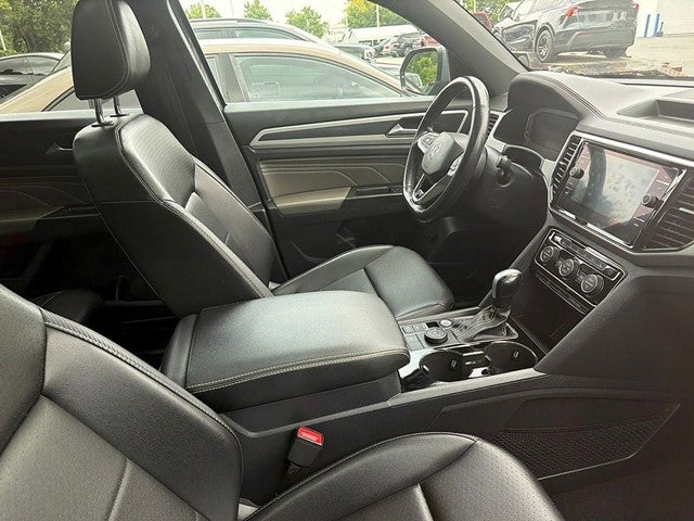 2022 Volkswagen Atlas Cross Sport 3.6L V6 SEL R-Line