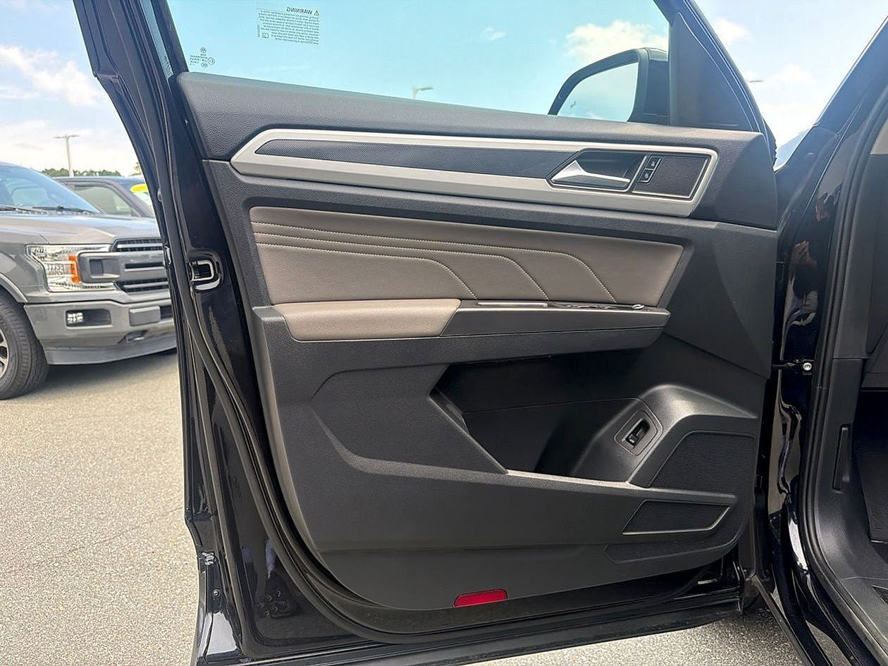 2023 Volkswagen Atlas 3.6L V6 SEL R-Line