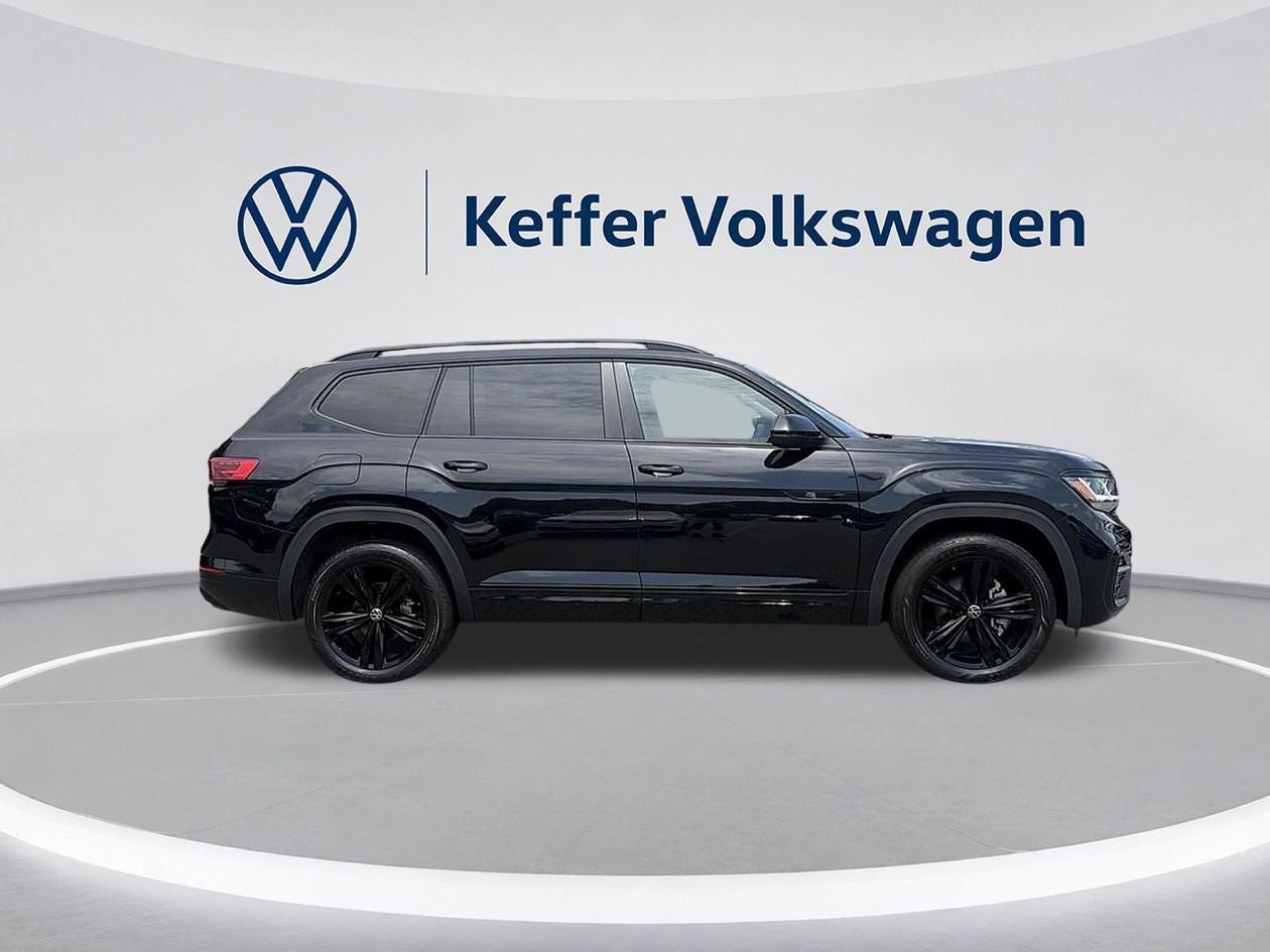 2023 Volkswagen Atlas 3.6L V6 SEL R-Line