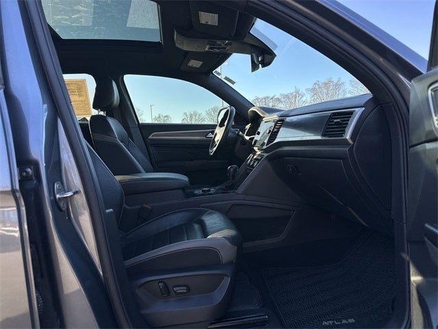 2020 Volkswagen Atlas Cross Sport 3.6L V6 SEL Premium R-Line 4Motion