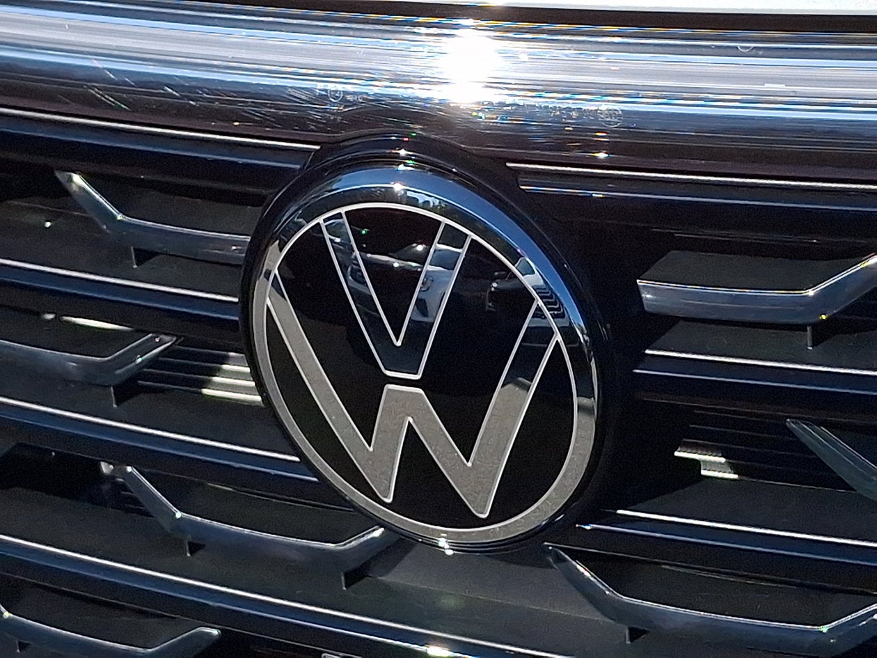 2026 Volkswagen Atlas Cross Sport SE w/Technology