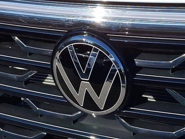2026 Volkswagen Atlas Cross Sport SE w/Technology