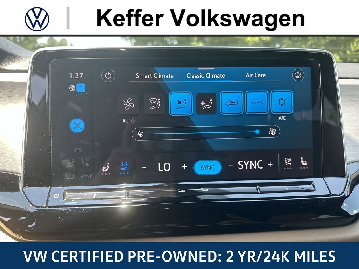 2024 Volkswagen Atlas Cross Sport 2.0T SE w/Technology