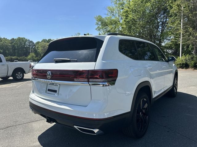 2025 Volkswagen Atlas 2.0T SE w/Technology