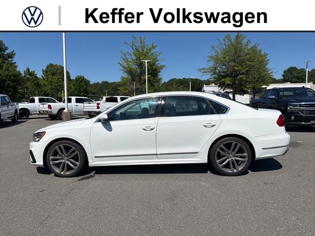 2016 Volkswagen Passat Base